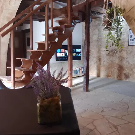 Galileo House Apartmán Parekklisia