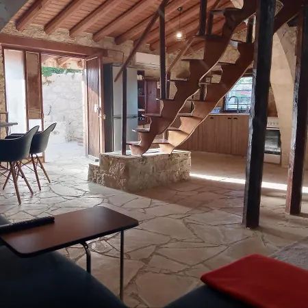 Galileo House Apartmán